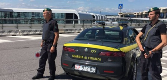 vihet-ne-pranga-nga-policia-ne-itali-aleks-ndreka