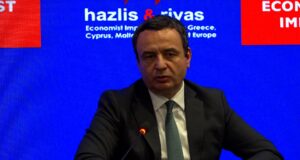 Kurti për “ikjen e trurit”: Për shkak të zhvillimit ekonomik e rritjes së pagave, njerëzit s’duhet të largohen kurti-per-“ikjen-e-trurit”:-per-shkak-te-zhvillimit-ekonomik-e-rritjes-se-pagave,-njerezit-s’duhet-te-largohen