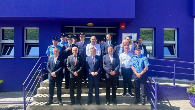 hapen-korsite-e-vecanta-kufitare-per-banoret-e-zonave-kufitare-me-shqiperine