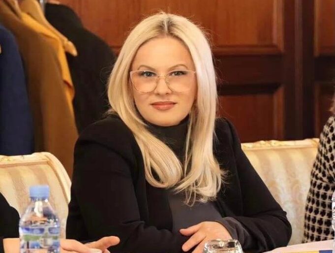 bashes-i-largohet-deputetja-e-pare,-pas-humbjes-se-vules