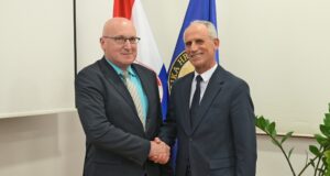 Kroacia e ndihmon Kosovën në zhvillimin e kapaciteteve të Ushtrisë kroacia-e-ndihmon-kosoven-ne-zhvillimin-e-kapaciteteve-te-ushtrise