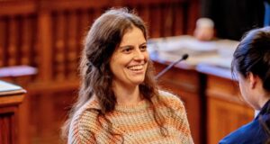 Lirohet Ilaria Salis, pasi u zgjodh eurodeputete lirohet-ilaria-salis,-pasi-u-zgjodh-eurodeputete