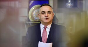 Tahiri: Kurti për shkak të zgjedhjeve s’po e themelon Asociacionin tahiri:-kurti-per-shkak-te-zgjedhjeve-s’po-e-themelon-asociacionin