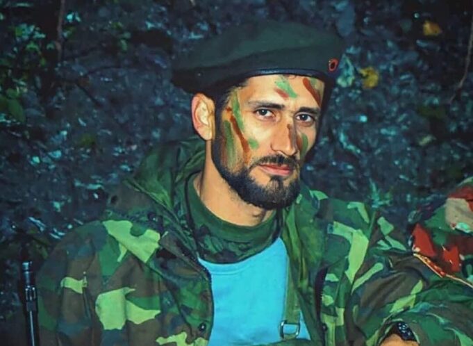 mahmut-ferati-i-kushton-kenge-heroit,-agim-ramadani