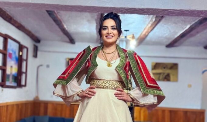 albina-kelmendi,-nuse-tradicionale-edhe-per-bajram