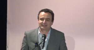 Kurti: Disa kryetarë edhe na kritikojnë, edhe i paraqesin si suksese komunale investimet e Qeverisë kurti:-disa-kryetare-edhe-na-kritikojne,-edhe-i-paraqesin-si-suksese-komunale-investimet-e-qeverise