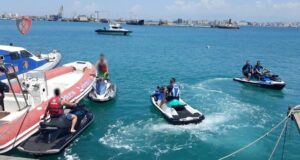 Policia e Vlorës nis patrullimin me jet ski gjatë vijës bregdetare policia-e-vlores-nis-patrullimin-me-jet-ski-gjate-vijes-bregdetare