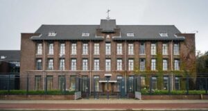 Specialja ia vazhdon paraburgimin Thaçit dhe Veselit specialja-ia-vazhdon-paraburgimin-thacit-dhe-veselit