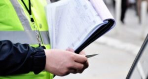 Voziti 91km/h në zonën 50, dënohet me 200 euro dhe 3 muaj ndalim i vozitjes voziti-91km/h-ne-zonen-50,-denohet-me-200-euro-dhe-3-muaj-ndalim-i-vozitjes