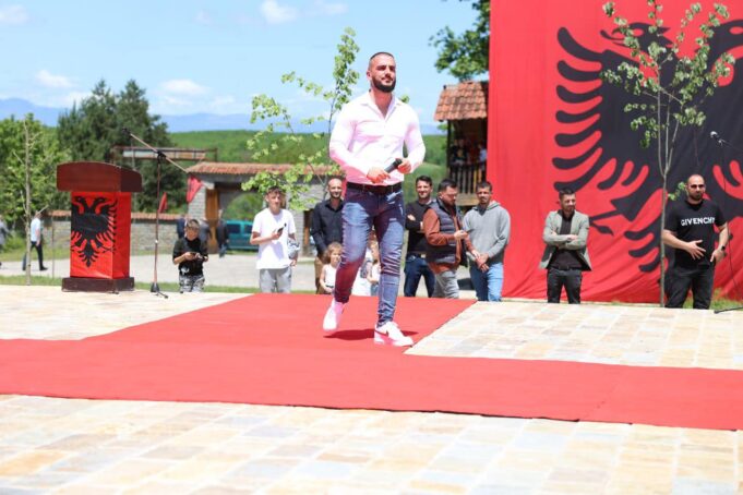 gold-ag:-kenget-patriotike-i-bej-sepse-i-ndiej,-me-dalin-edhe-lot