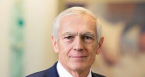 Clark në Kosovë, Abdixhiku ia ndan nesër dekoratën “Dr. Ibrahim Rugova” clark-ne-kosove,-abdixhiku-ia-ndan-neser-dekoraten-“dr.-ibrahim-rugova”