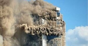 Zjarr në kryeqytetin e Kazakistanit, digjet një ndërtesë 26-katëshe zjarr-ne-kryeqytetin-e-kazakistanit,-digjet-nje-ndertese-26-kateshe