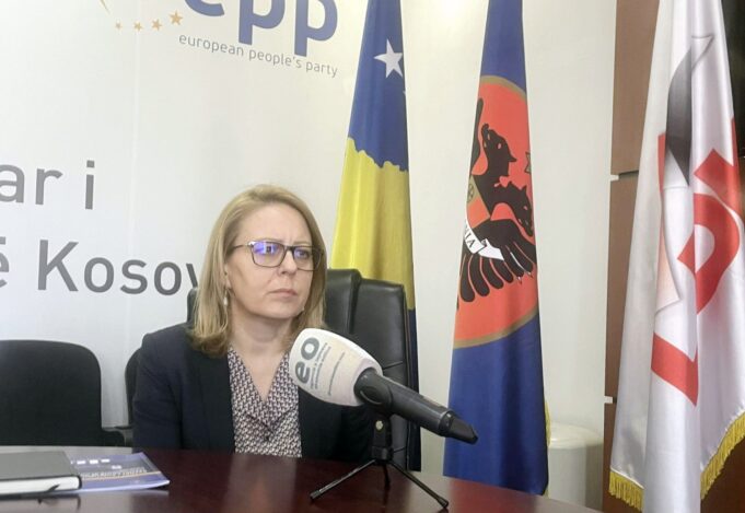 propaganda-e-ministrit-qe-rritjen-e-varferise-mundohet-ta-shese-si-sukses