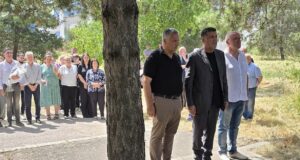 Haziri në 25-vjetorin e rënies së dëshmorit, Nezir Shurdhani: Rënia e tij ka qenë e dhimbshme haziri-ne-25-vjetorin-e-renies-se-deshmorit,-nezir-shurdhani:-renia-e-tij-ka-qene-e-dhimbshme