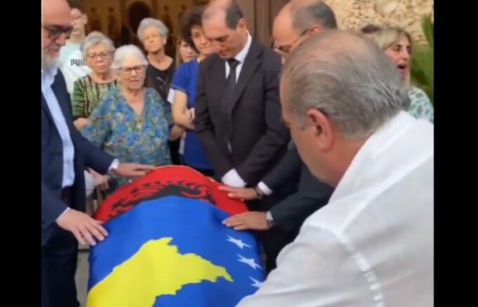 i-jepet-lamtumira-e-fundit-at-antonio-belushit