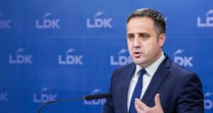 Selmanaj: 14 dështimet e 14 Shkurtit, shteti nuk mbahet me fjalë e me rima selmanaj:-14-deshtimet-e-14-shkurtit,-shteti-nuk-mbahet-me-fjale-e-me-rima