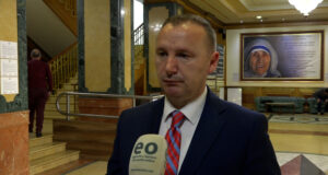 Zemaj fton Prokurorinë të hetojë Çekun: E paska trashë xhepin OJQ-së së tij zemaj-fton-prokurorine-te-hetoje-cekun:-e-paska-trashe-xhepin-ojq-se-se-tij