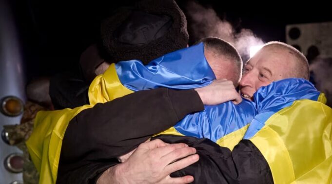 takimi-i-pare-i-drejtperdrejte-mes-ruseve-dhe-ukrainasve-per-te-burgosurit-e-luftes