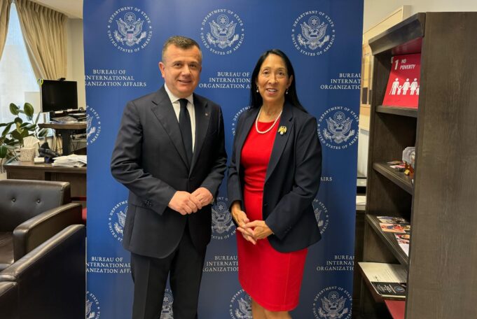 balla-takohet-me-zyrtaren-e-dash:-mirenjohje-per-mbeshtetjen-ne-reformimin-e-sistemit-te-drejtesise