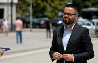 Rexha: Akuzat e deputeti Basha ndaj Flutura Kusarit, të papranueshme, vendosin në rrezik sigurinë e saj! rexha:-akuzat-e-deputeti-basha-ndaj-flutura-kusarit,-te-papranueshme,-vendosin-ne-rrezik-sigurine-e-saj!