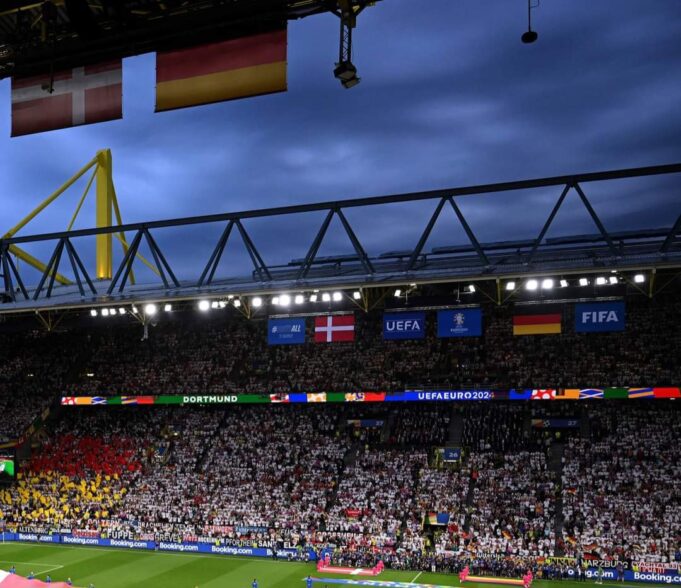 permiresohen-kushtet-atmosferike-ne-dortmund,-rinis-sfida-gjermani-–-danimarke