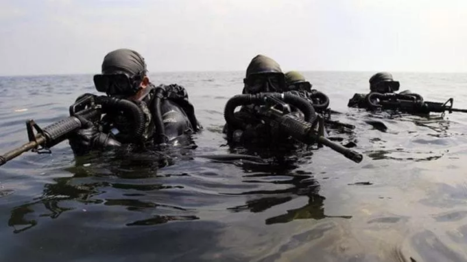 shba,-epidemi-vetevrasjesh-mes-navy-seals