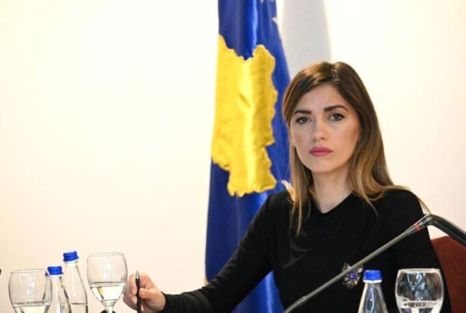 haxhiu-shkarkon-zyrtaren-e-panelit-qe-liroi-me-kusht-te-denuarin-per-vrasje-dhe-ish-deshmitarin-ne-rastin-dehari