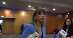 Haxhiu me akuza ndaj Gjykatës Kushtetuese, thotë se është opozitë e Qeverisë haxhiu-me-akuza-ndaj-gjykates-kushtetuese,-thote-se-eshte-opozite-e-qeverise