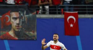 Merih Demiral dërgon Turqinë në çerekfinalet e Euro 2024 merih-demiral-dergon-turqine-ne-cerekfinalet-e-euro-2024