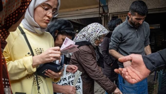 inflacioni-turk-frenohet-per-here-te-pare-ne-8-muaj