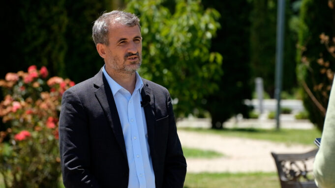 miftaraj:-qeveria-ka-probleme-serioze-ne-ligjet-bazike,-adresa-kryesore-e-deshtimit-te-kosoves-ne-sundimin-e-ligjit-eshte-sistemi-prokurorial