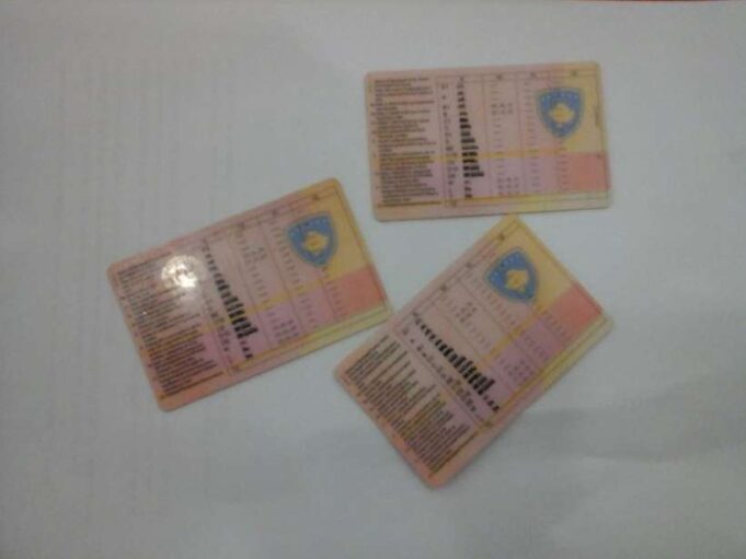 mbi-2-mije-kerkesa-per-konvertimin-e-patente-shofereve-ilegale-serb-ne-rks