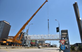 Zv.ministri Durmishi jep lajmin e mirë: Ndërtohet një mbikalim për këmbësorë në Veternik zv.ministri-durmishi-jep-lajmin-e-mire:-ndertohet-nje-mbikalim-per-kembesore-ne-veternik