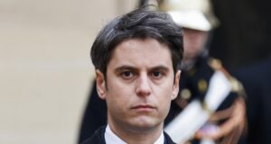 “Sonte asnjë shumicë absolute nuk mund të udhëhiqet nga ekstremet”, deklaron Attal – Dorëheqja e tij nesër “sonte-asnje-shumice-absolute-nuk-mund-te-udhehiqet-nga-ekstremet”,-deklaron-attal-–-doreheqja-e-tij-neser