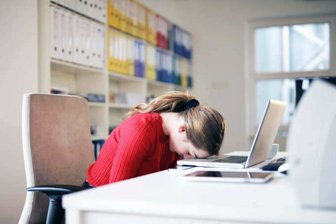 problemet-dhe-stresi-i-perditshem-demtojne-shendetin-–-mesoni-cilat-jane-pasojat