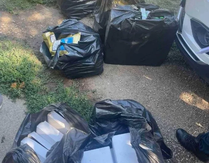 nje-i-arrestuar-ne-viti-per-kontrabande,-iu-gjeten-209-kg-duhan-te-grire