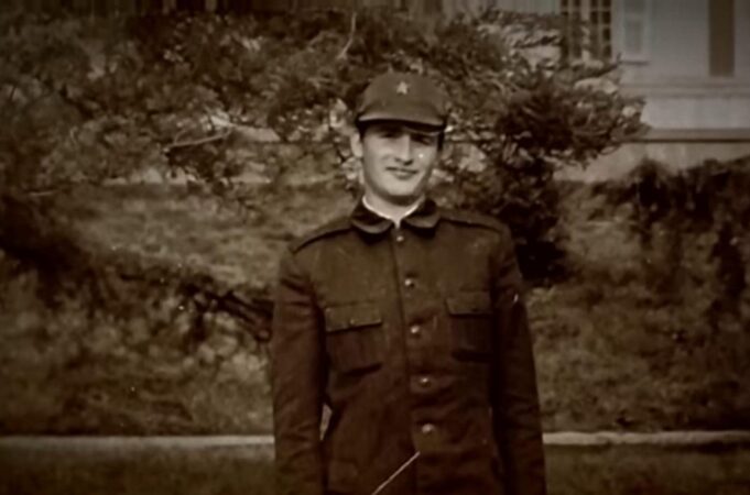 kurti-perkujton-deshmorin-e-kombit-indrit-cara-ne-pervjetorin-e-tij-te-lindjes