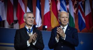 Liderët e NATO-s “shumë të shqetësuar” për potencialin e “përkeqësimit të tensioneve” midis Kosovës dhe Serbisë lideret-e-nato-s-“shume-te-shqetesuar”-per-potencialin-e-“perkeqesimit-te-tensioneve”-midis-kosoves-dhe-serbise