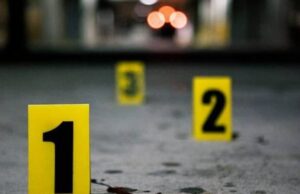 Publikohen pamje nga vendi i ngjarjes ku mbeti i plagosur një person në Pejë publikohen-pamje-nga-vendi-i-ngjarjes-ku-mbeti-i-plagosur-nje-person-ne-peje