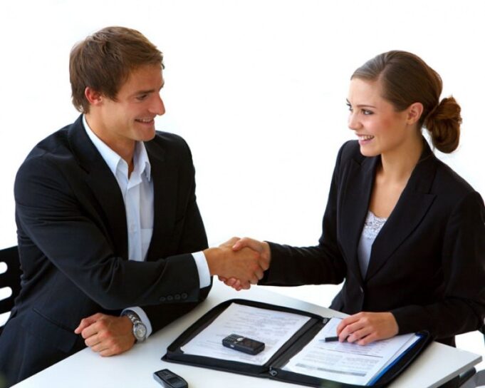 10-pyetje-“kurth”-gjate-nje-interviste-pune,-si-te-pergjigjeni