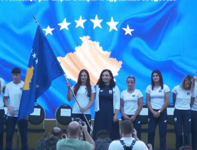 osmani-ia-dorezon-flamurin-sportisteve-qe-do-ta-prezantojne-vendin-ne-lojerat-olimpike-ne-paris:-luftoni-per-kosoven