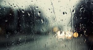 Paralajmërohet rënie e lehtë e temperaturave dhe stuhi me rrebeshe shiu e breshëri paralajmerohet-renie-e-lehte-e-temperaturave-dhe-stuhi-me-rrebeshe-shiu-e-bresheri