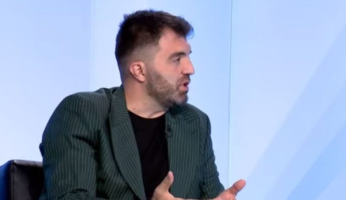 sadiku:-qeveria-eshte-100%-pergjegjese-per-ikjen-e-qytetareve-–-s’po-kane-politika-as-socialiste-as-kapitaliste