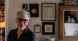 Michael Cunningham: Biden të bëj një hap pas, Trump nuk është i pashmangshëm michael-cunningham:-biden-te-bej-nje-hap-pas,-trump-nuk-eshte-i-pashmangshem