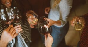 Çfarë bëjnë ndryshe të rinjtë sot? cfare-bejne-ndryshe-te-rinjte-sot?