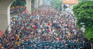 Kush janë protestuesit që kërkojnë t’i jepet fund kuotave të punës në Bangladesh? kush-jane-protestuesit-qe-kerkojne-t’i-jepet-fund-kuotave-te-punes-ne-bangladesh?