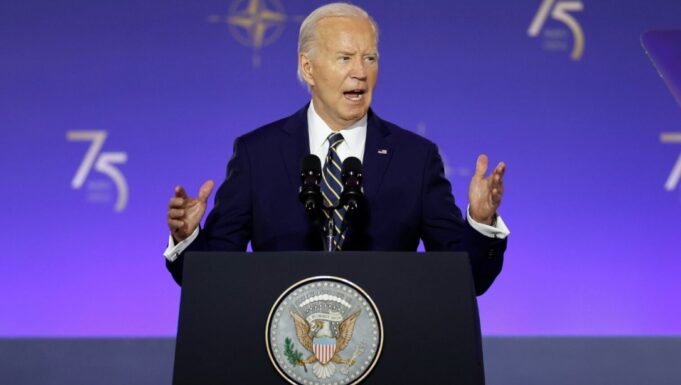 biden-zotohet-te-kandidoje-pasi-me-shume-demokrate-i-kerkojne-atij-te-braktise