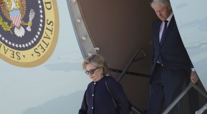 bill-dhe-hillary-clinton-mbeshtesin-kamala-harris