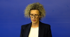 Nënkryetarja e PDK-së: Haxhiu ra në grackën që e ndërtoi vet nenkryetarja-e-pdk-se:-haxhiu-ra-ne-gracken-qe-e-ndertoi-vet