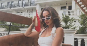 Ana Kabashi shfaqet e veshur e tëra në të bardha ana-kabashi-shfaqet-e-veshur-e-tera-ne-te-bardha